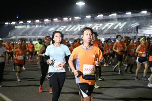 BIB: 28663
                            <button type="button" onclick="openModal(10856168)" class="btn btn-primary btn-sm float-right btn-popup" data-toggle="modal" data-target=".modal-high-quality">
                        <i class="fas fa-shopping-cart"></i> Add to Cart
                    </button>
                                            <button type="button" onclick="isThisMe(10856168, true)" class="btn btn-success btn-sm float-right btn-popup btn-isme hidden" data-toggle="tooltip" data-placement="bottom" title="นี่คือรูปของคุณใช่ไหม คลิกที่นี่เพื่อเอาเข้าอัลบั้ม">
                        <i class="fas fa-plus"></i> Add to album
                    </button>
                    <button type="button" onclick="isThisMe(10856168, false)" class="btn btn-warning btn-sm float-right btn-popup btn-isnotme hidden">
                        <i class="fas fa-ban"></i> Remove from album
                    </button>